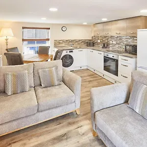lobster-pot-apartment-whitby.yorkshirehotels.net/